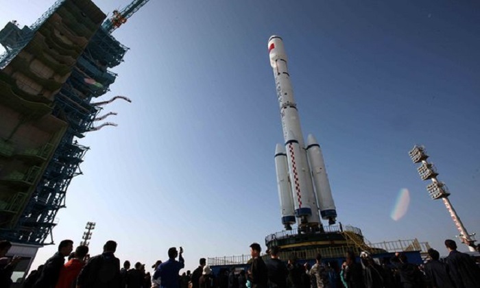 China`s Tiangong-1 space station `out of control` and will crash to Earth 